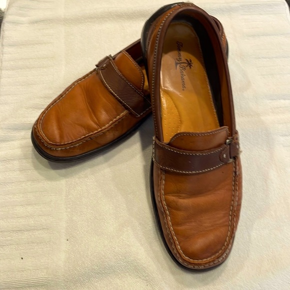 Men’s Tommy Bahama casual loafers size 12. Super comfortable. Carefully used. - Picture 1 of 2